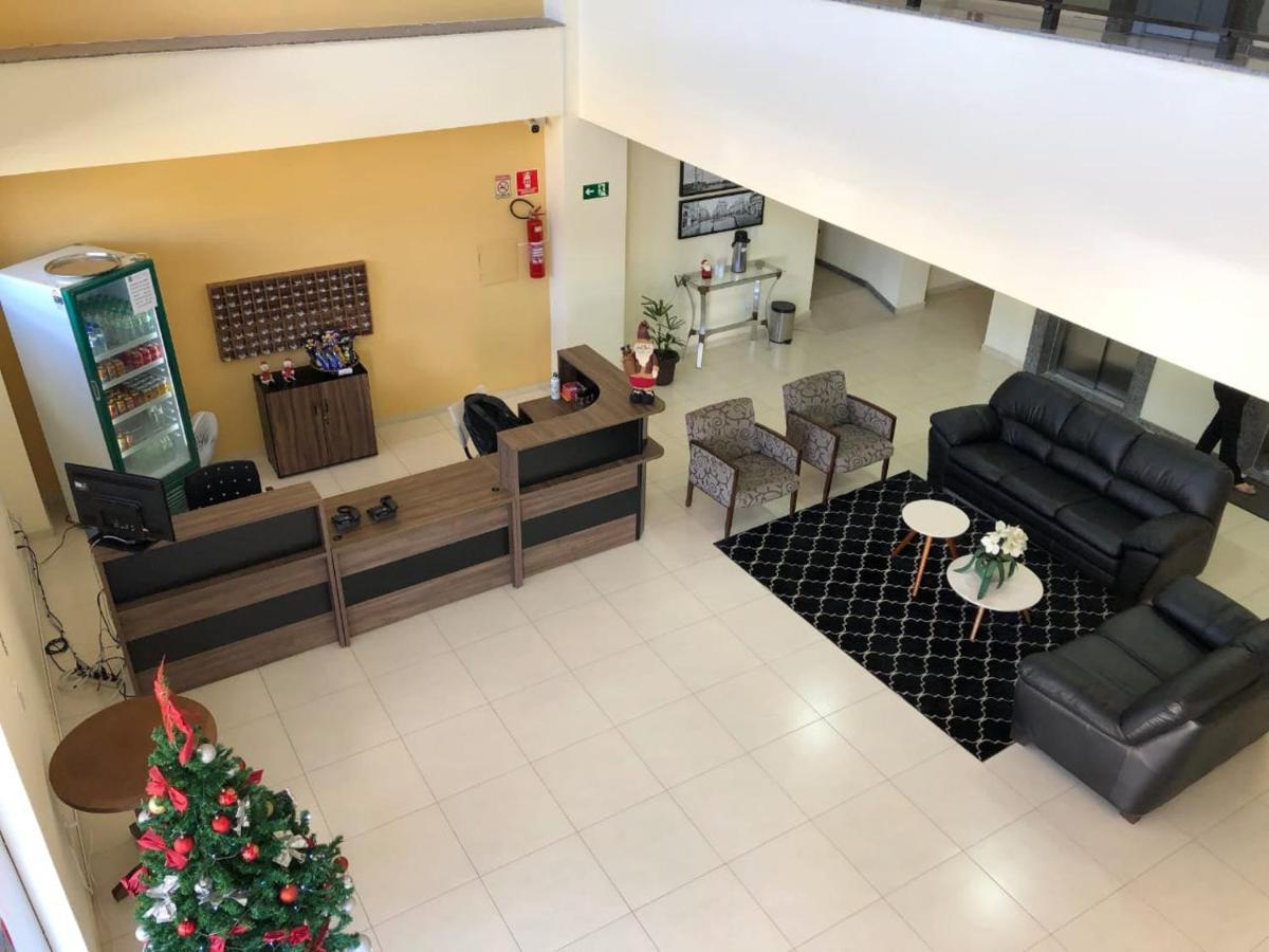 Hotel Martins Pouso Alegre Exterior foto